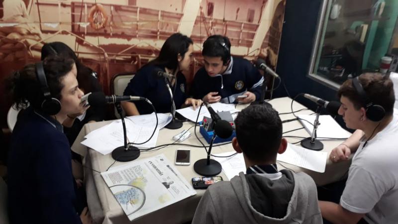 SECUNDARIA VOLVIÓ A LA RADIO